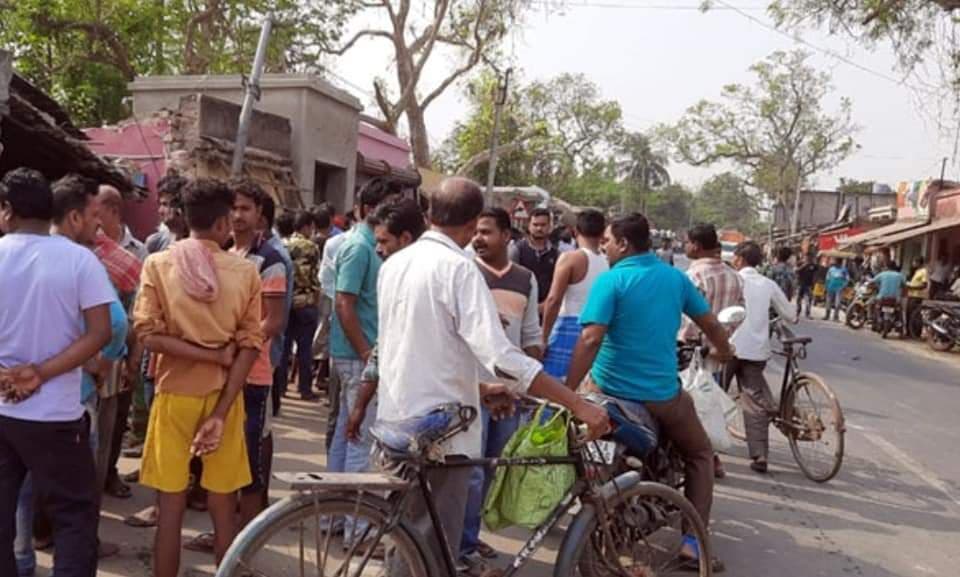 Bengal News: बर्दवान के जमालपुर में दर्दनाक सड़क हादसा, दो की मौत, दो घायल