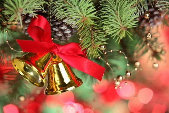 Christmas 2021: घंटियों से क्रिसमस डेकोरेशन करने की परंपरा के पीछे यह है वजह