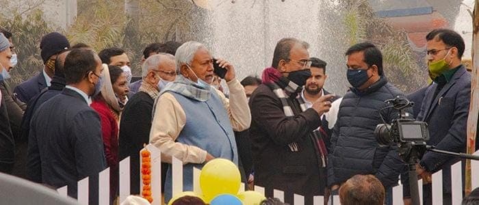 सीएम नीतीश कुमार की डांट पड़ते ही बिहार DGP ने फटाफट जारी किया अपना डायरेक्ट नंबर, क्या अब रूकेगा क्राइम सीएम नीतीश कुमार की डांट पड़ते ही बिहार DGP ने फटाफट जारी किया अपना डायरेक्ट नंबर, क्या अब रूकेगा क्राइम
