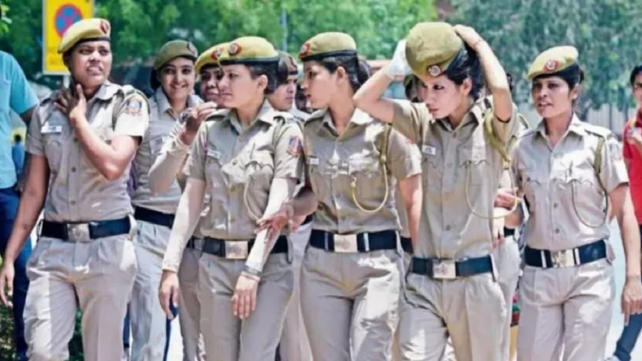 CSBC : बिहार पुलिस कॉन्स्टेबल प्रवेश पत्र 15 जुलाई से करें डाउनलोड, देखें परीक्षा तिथि और समय CSBC : बिहार पुलिस कॉन्स्टेबल प्रवेश पत्र 15 जुलाई से करें डाउनलोड, देखें परीक्षा तिथि और समय
