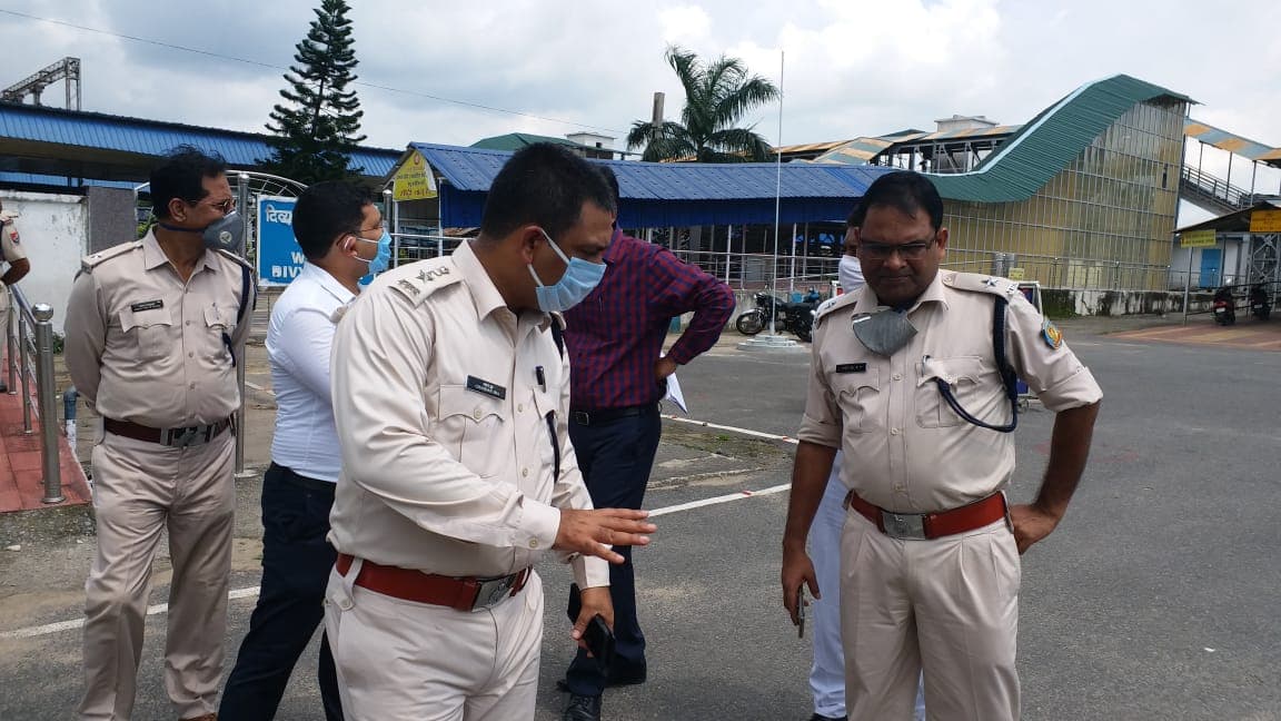 बीएसएल ने पैडमैन अरुणाचलम मुरुगनंथम की कंपनी से क्यों खरीदी सेमी ऑटोमेटिक सेनेटरी नैपकिन मशीन, पढ़िए ये रिपोर्ट बीएसएल ने पैडमैन अरुणाचलम मुरुगनंथम की कंपनी से क्यों खरीदी सेमी ऑटोमेटिक सेनेटरी नैपकिन मशीन, पढ़िए ये रिपोर्ट