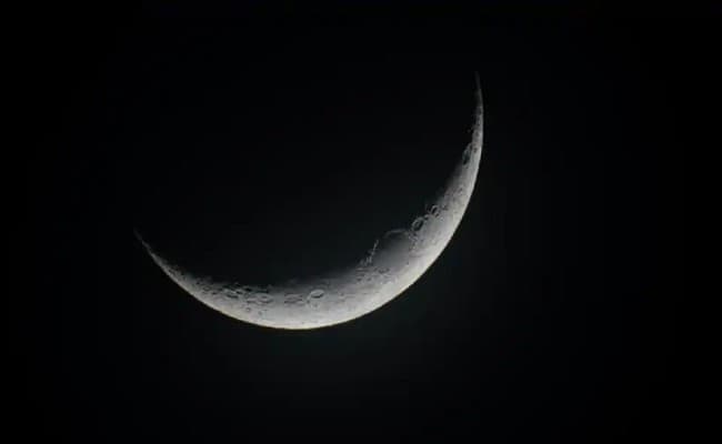 Eid ul-Fitr 2020: शुक्रवार को नहीं हुआ चांद का दीदार, अब कल मनाया जाएगा ईद-उल-फितर का त्यौहार