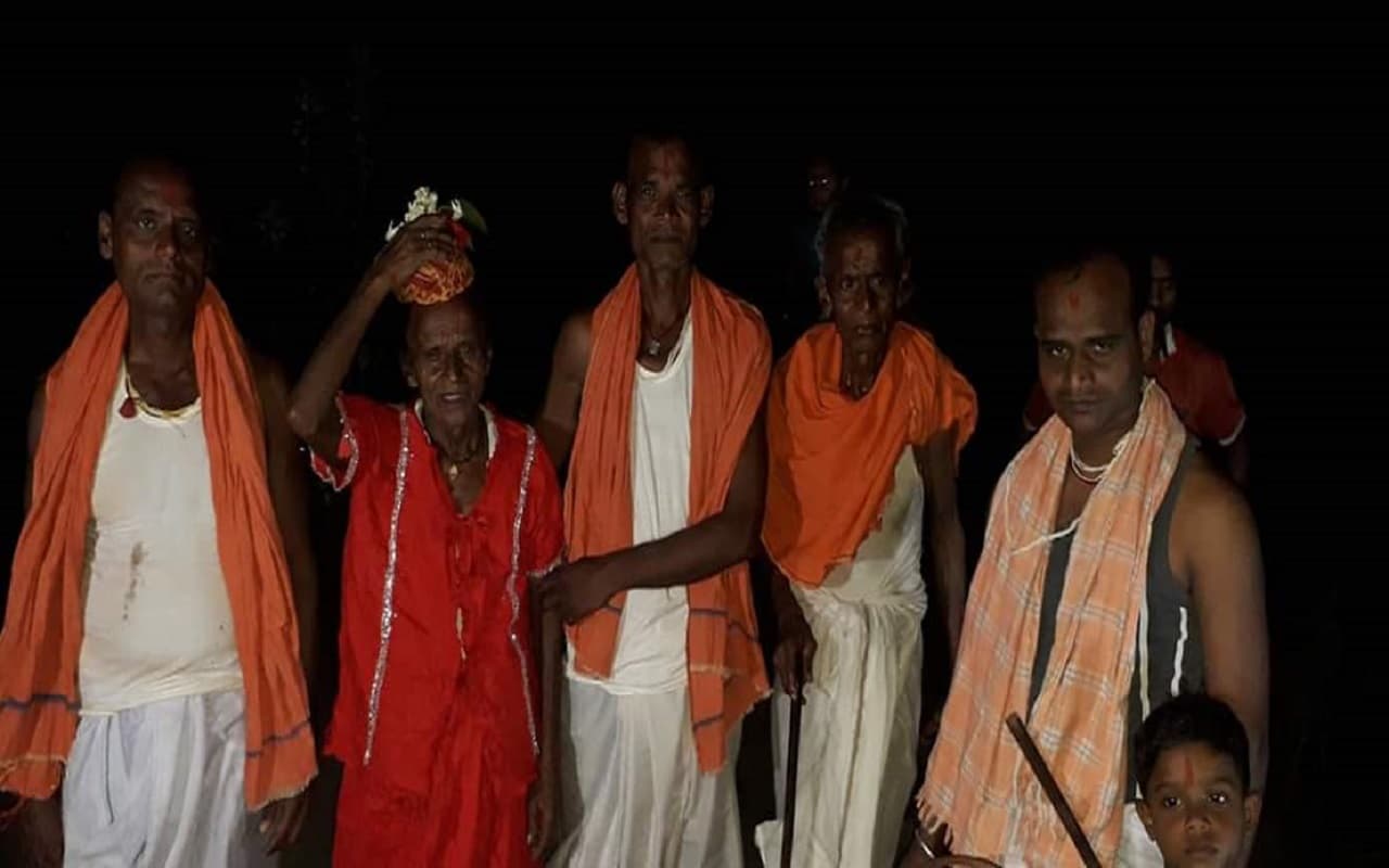 झारखंड: 9 से 14 अप्रैल तक होगी चड़क पूजा, निकलेगी कलश यात्रा, निभायी जायेंगी सभी परंपराएं झारखंड: 9 से 14 अप्रैल तक होगी चड़क पूजा, निकलेगी कलश यात्रा, निभायी जायेंगी सभी परंपराएं