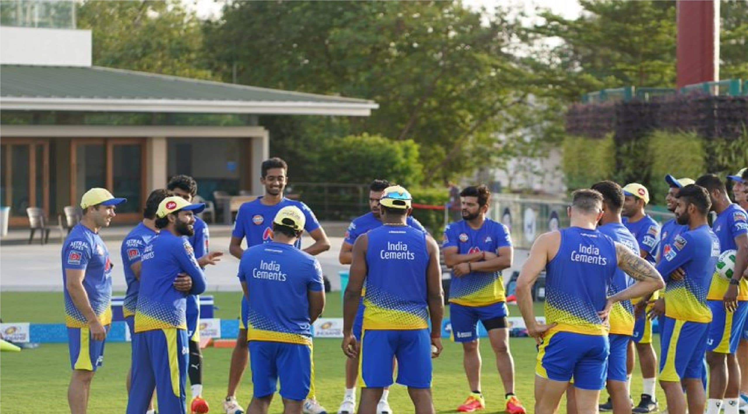 IPL 2021 : चेन्नई और दिल्ली के मैच पर मंडराया खतरा, वानखेड़े के 10 कर्मचारी कोरोना पॉजिटिव, छीन सकता है मुंबई से आईपीएल