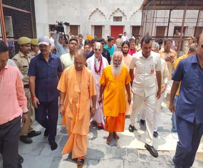 Ayodhya: सीएम योगी आदित्यनाथ का अयोध्या दौरा आज, भूमि पूजन की तैयारियों का लेंगे जायजा