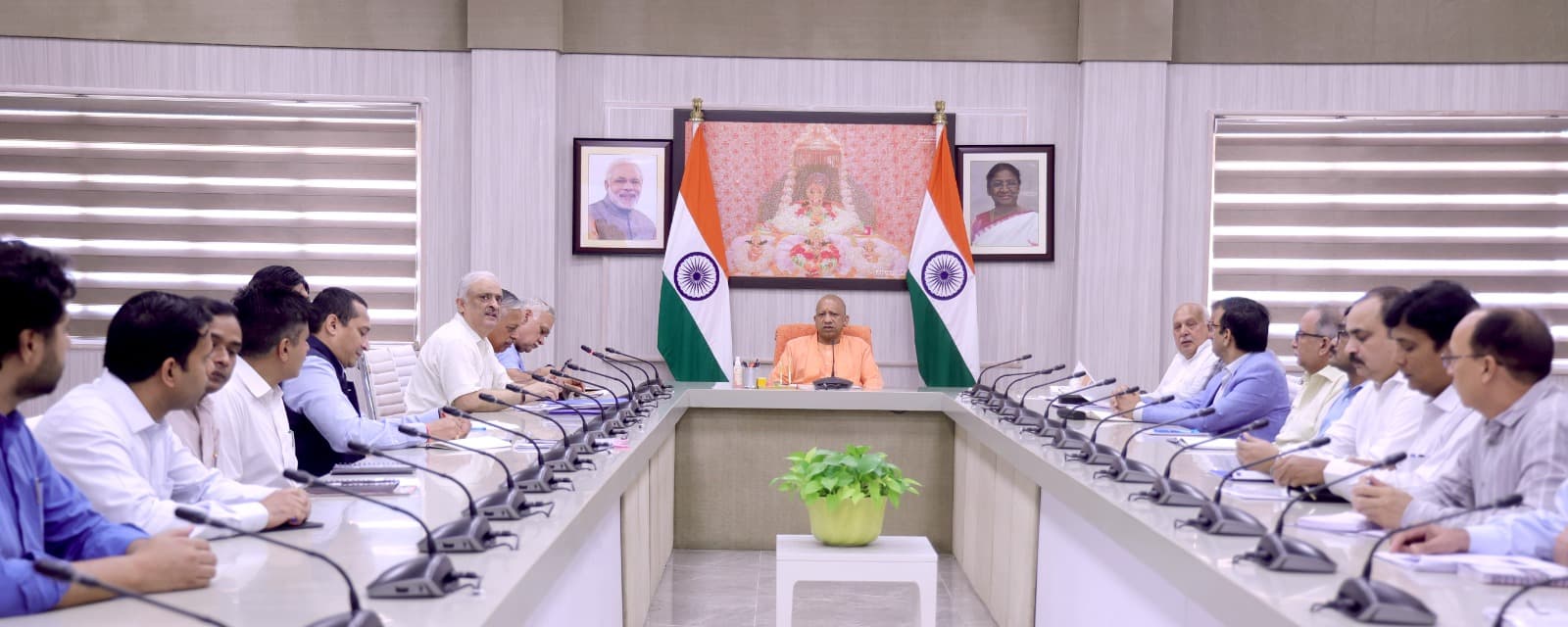 झारखंड में तीन मई तक नहीं खुलेंगीं दुकानें, छात्रों को लाने पर केंद्र खेल रहा खेल : हेमंत सोरेन