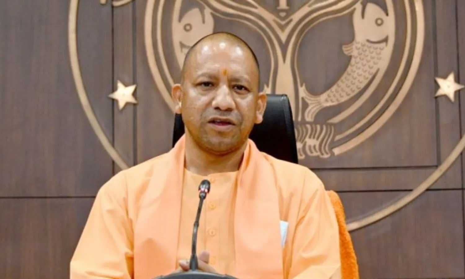 यूपी में बड़ा प्रशासनिक फेरबदल: योगी आदित्यनाथ सरकार ने 6 आईएएस और 15 आईपीएस अधिकारियों का किया तबादला