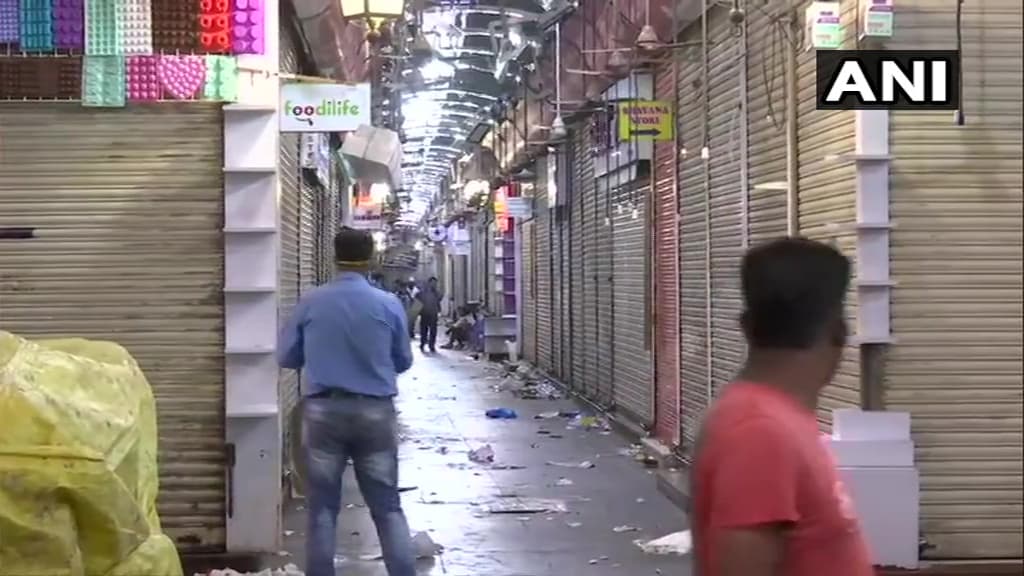 महाराष्ट्र में कोरोना के 47 हजार नये मामले, रोकथाम के लिए केंद्र ने हाई लेवल हेल्थ टीम भेजी