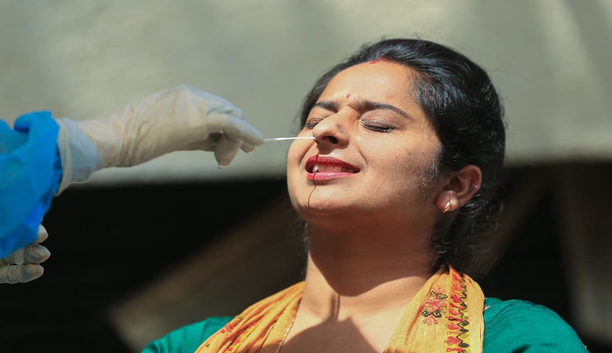 दिल्ली में बढ़ा कोरोना का खतरा : एक हफ्ते में होम आइसोलेशन में 48 फीसदी से अधिक बढ़ोतरी दिल्ली में बढ़ा कोरोना का खतरा : एक हफ्ते में होम आइसोलेशन में 48 फीसदी से अधिक बढ़ोतरी