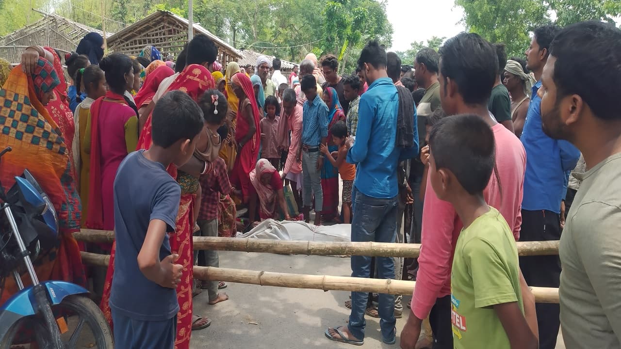 बिहार: सुपौल में फायरिंग से डीजे पर नाच रहे डांसर की मौत, बेगूसराय में दूल्हे के भाई समेत दो लोगों को लगी गोली