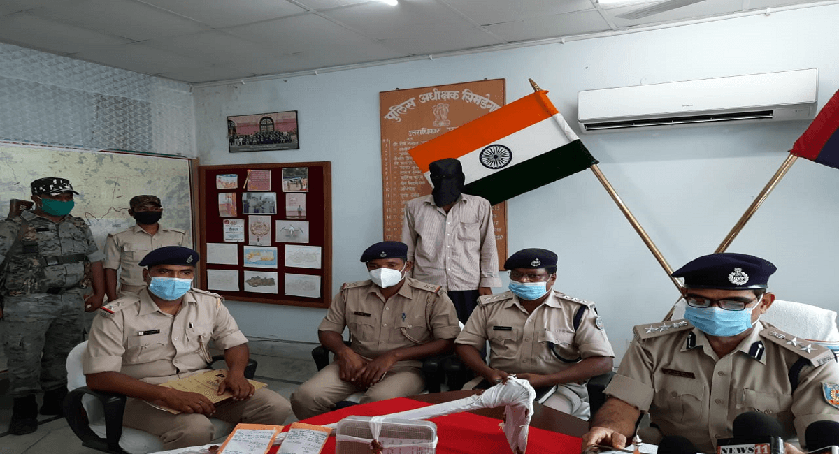 Jharkhand News : झारखंड के सिमडेगा में हत्या की गुत्थी सुलझी, बड़े भाई के मर्डर का आरोपी छोटा भाई गिरफ्तार