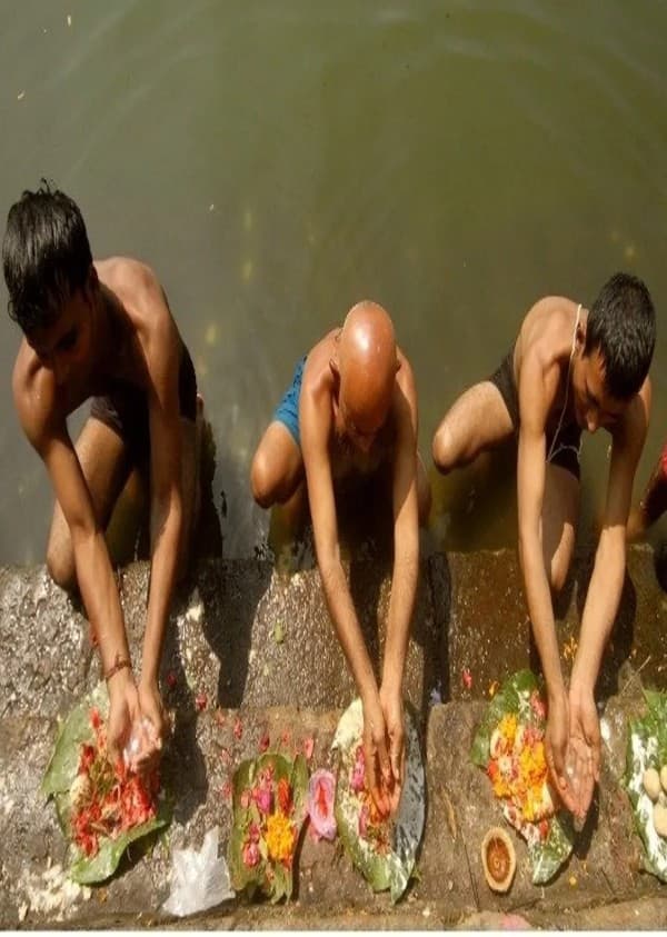 Pitru Paksha 2023: गया में ही नहीं भारत की इन जगहों पर भी कर सकते हैं पिंडदान, देखिए लिस्ट
