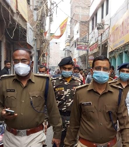 Bihar News : ताकती रह गई बिहार STF टीम! दरभंगा सोना लूट कांड के आरोपी ने कोर्ट में कर दिया सरेंडर..