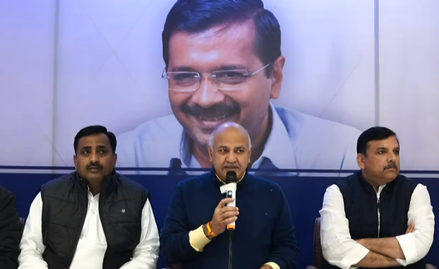 AAP का वादा, UP में छह महीने में देंगे एक लाख सरकारी नौकरी, पांच हजार बेरोजगारी भत्ता