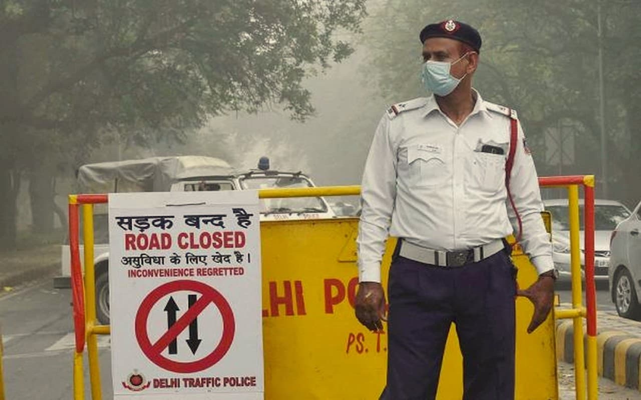 Republic Day Parade: दिल्ली में आज ये रास्ते रहेंगे बंद, ट्रैफिक पुलिस ने जारी की एडवाइजरी, जान लें