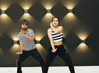 युजवेंद्र चहल की पत्नी धनाश्री ने इस सॉन्ग पर किया धांसू डांस, इंटरनेट पर वायरल हुआ जबरदस्त VIDEO