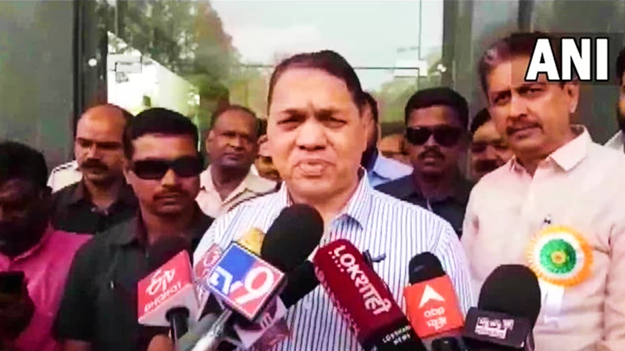 आर्यन खान को क्लीन चिट मिलने के बाद NCB अधिकारी समीर वानखेड़े पर दिलीप वलसे ने की कार्रवाई की मांग आर्यन खान को क्लीन चिट मिलने के बाद NCB अधिकारी समीर वानखेड़े पर दिलीप वलसे ने की कार्रवाई की मांग