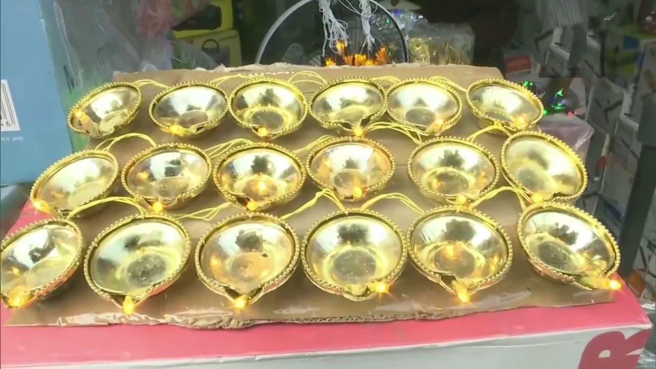 Diwali 2020 : चीनी लाइट्स की डिमांड नहीं, यूपी सरकार देगी वर्चुअल दीपावली का आनंद
