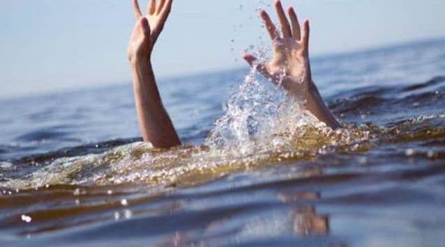 Mathura News: एक जिंदगी ले डूबी बच्चों की नासमझी, रमणरेती से लौट रहे 3 बच्चे यमुना में डूबे, एक की मौत