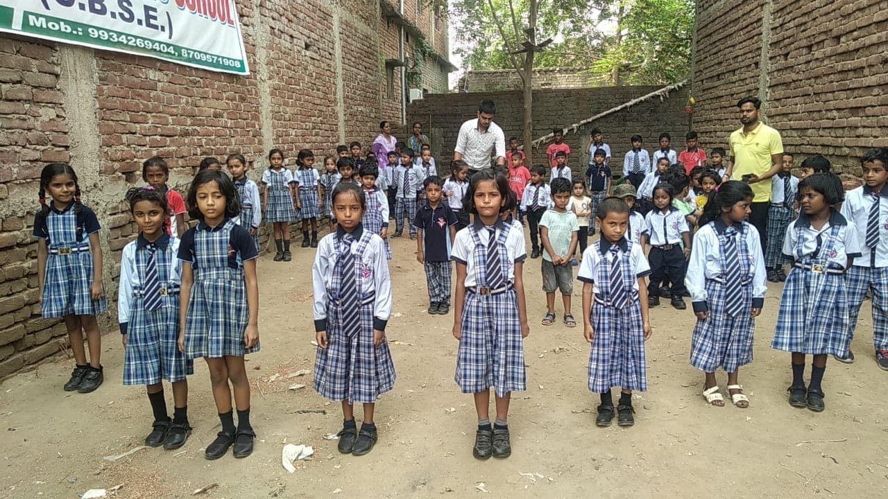 वायरल बॉय सोनू का बिहटा के निजी स्कूल में होगा एडमिशन, सोनू सूद ने की स्कूल प्रबंधन से बात