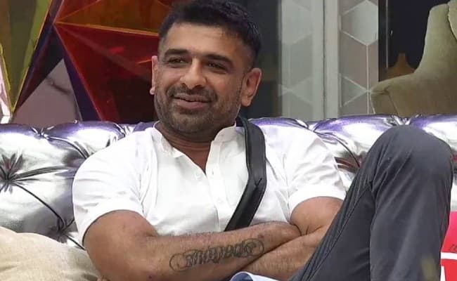 Bigg Boss 14 : एजाज खान दो हफ्ते बाद फिर करेंगे बिग बॉस 14 में एंट्री…क्या देबोलिना होगी एजाज की प्रॉक्सी?