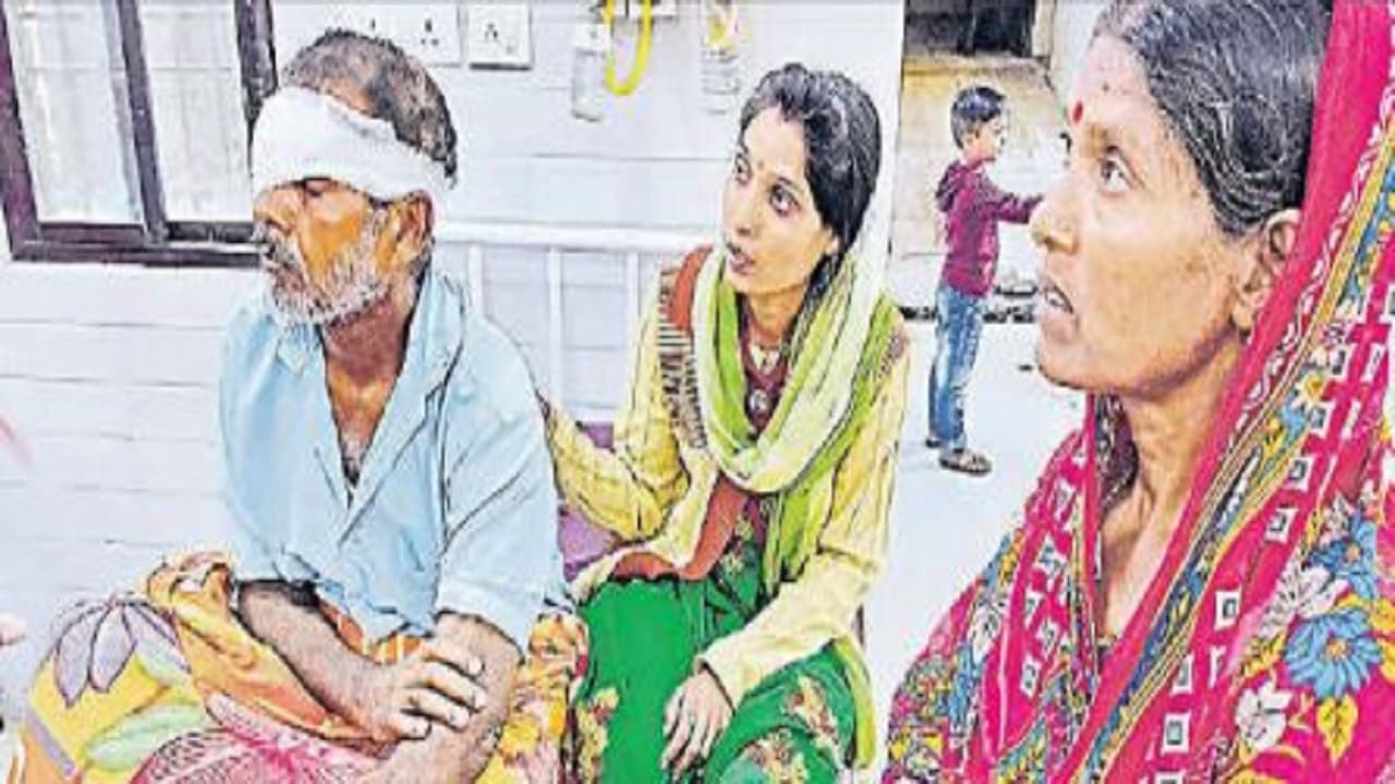 लापरवाही: आज 10 और की निकाली जायेंगी आंखें, एक महिला ने तोड़ा दम, अब तक 16 लोगों की निकाली जा चुकी है आंखें