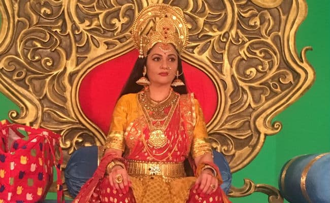Happy Hariyali Teej 2020 : ‘संतोषी मां’ अभिनेत्री ने बताई हरियाली तीज से जुड़ी ये खास बातें