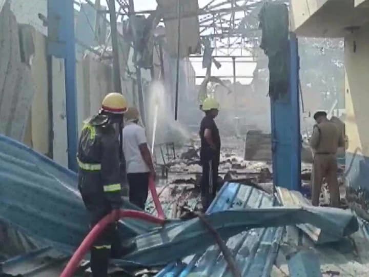 UP: हापुड़ हादसे में अब तक 12 लोगों ने गंवाई जान, फैक्ट्री में विस्फोट की बड़ी वजह आयी सामने