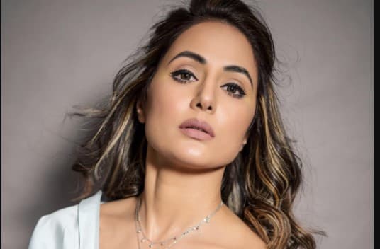 हिना खान का लेटेस्ट सॉन्ग ‘Patthar Wargi’ रिलीज, टूटे दिल की कहानी बयां कर रहा ये वीडियो