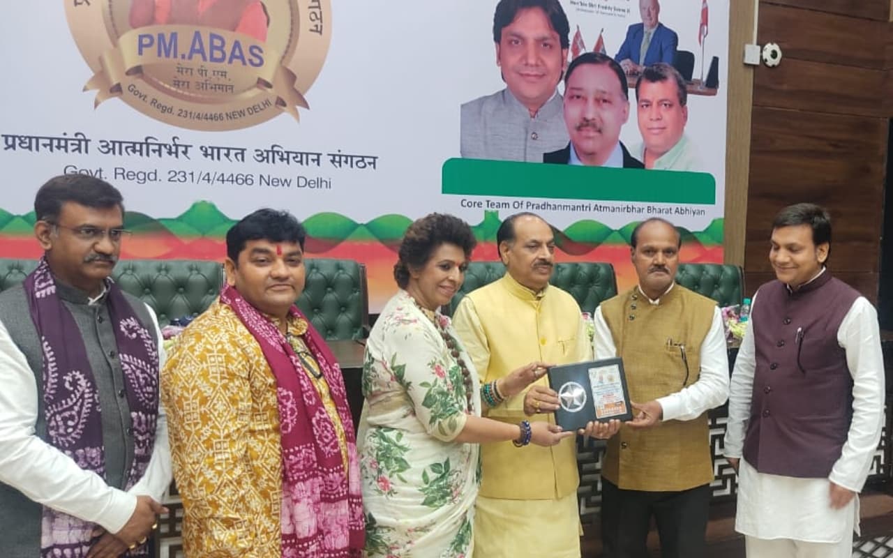 मेरठ: सम्राट मिहिर भोज की जयंती पर निकाली शोभा यात्रा, सपा विधायक अतुल प्रधान समर्थकों संग हिरासत में