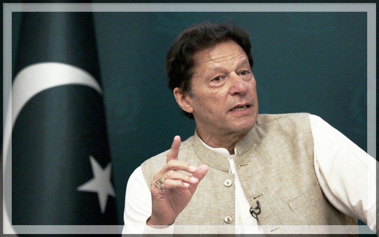 Pakistan: इमरान खान की जमानत याचिका पर कल सुनवाई करेगा लाहौर हाई कोर्ट