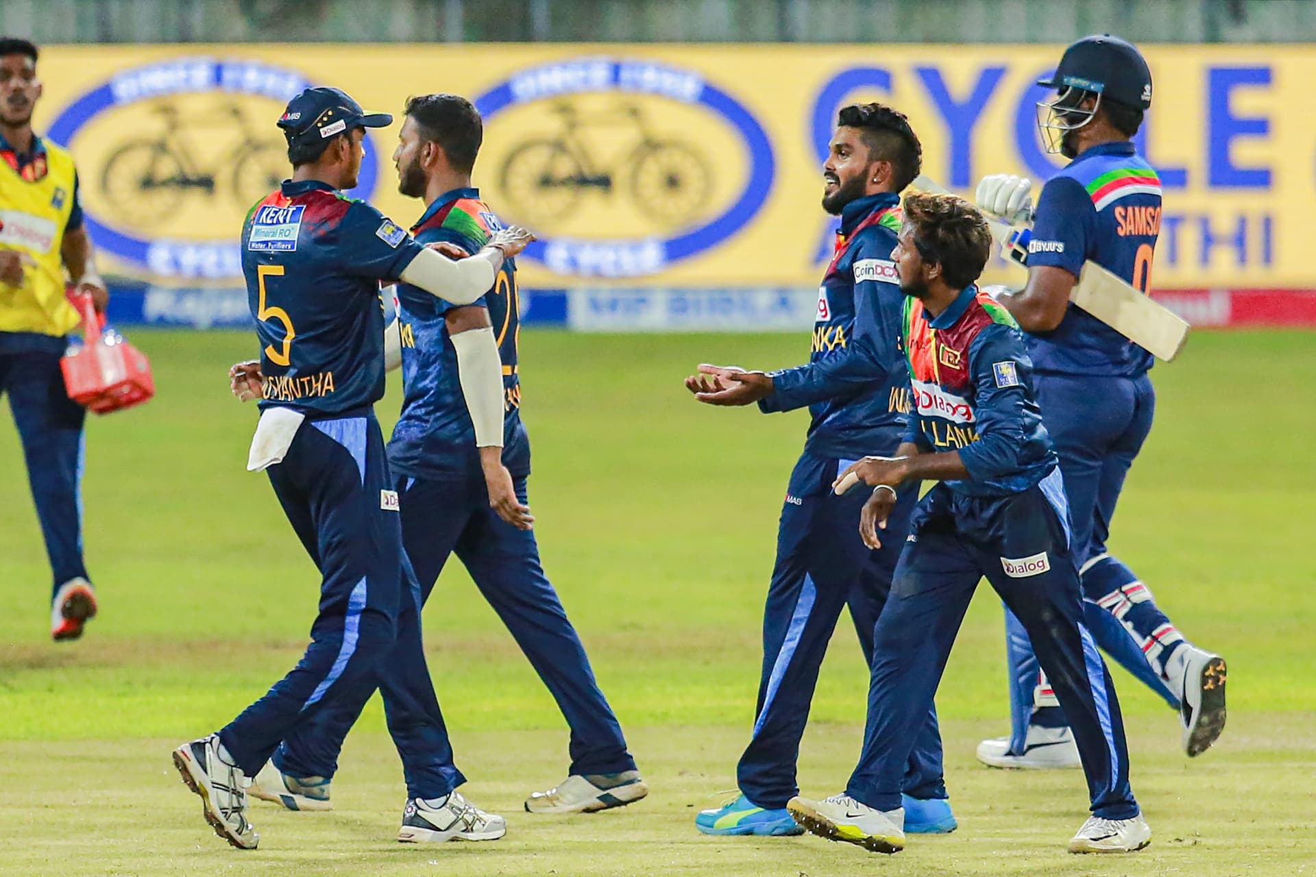SL vs Ind 2nd T20 : श्रीलंका ने भारत को 4 विकेट से हराया, सीरीज 1-1 से बराबर, आज होगा निर्णायक मुकाबला