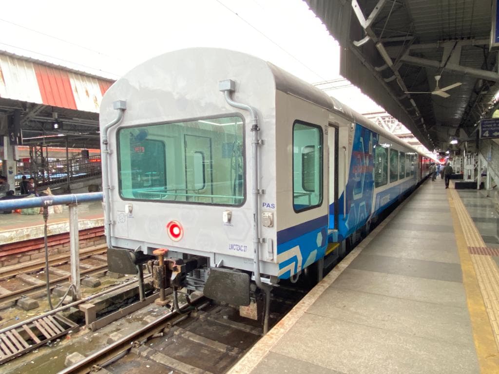 Indian Railways Updates: 149 ट्रेनों को रेलवे ने कर दिया कैंसिल, देखें पूरी लिस्ट यहां