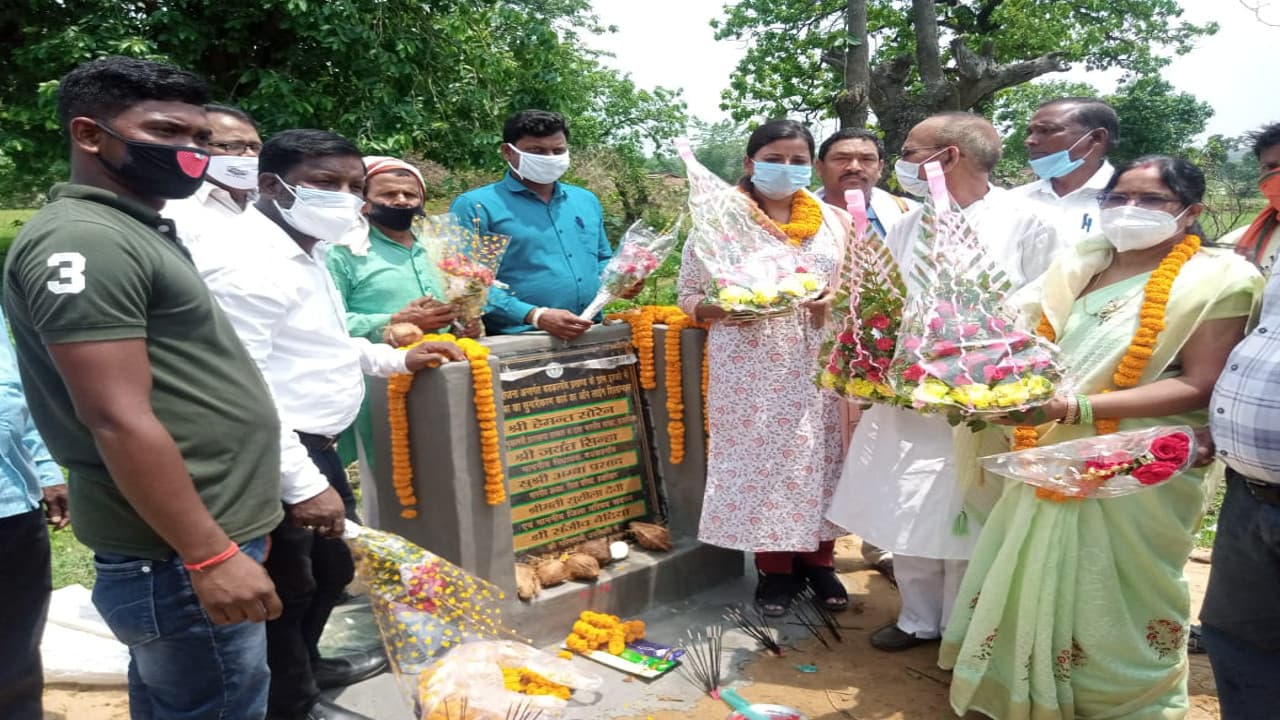हजारीबाग के बड़कागांव में इसको गुफा का होगा सौंदर्यीकरण, विधायक अंबा प्रसाद बोली- पर्यटन स्थलों के विकास के लिए सरकार कृतसंकल्पित