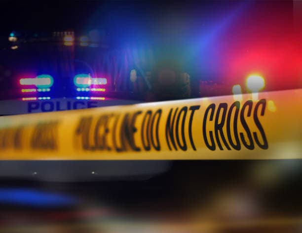 West Bengal News: मालदा में कुख्यात अपराधी को पकड़ने गये एसआइ पर हमला West Bengal News: मालदा में कुख्यात अपराधी को पकड़ने गये एसआइ पर हमला