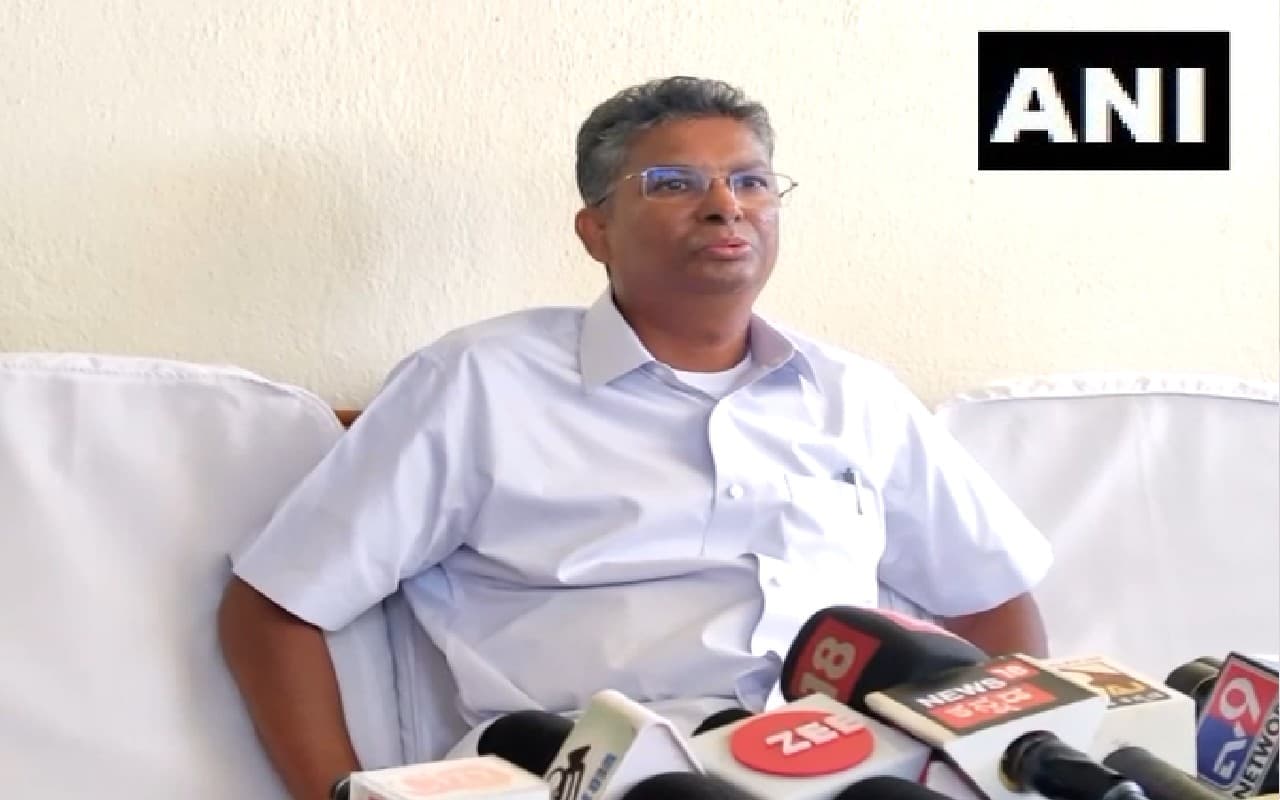 ‘हिन्दू’ पर दिए अपने बयान पर कायम हैं कांग्रेस नेता जारकीहोली, कहा- गलत साबित हुआ तो छोड़ दूंगा विधायकी