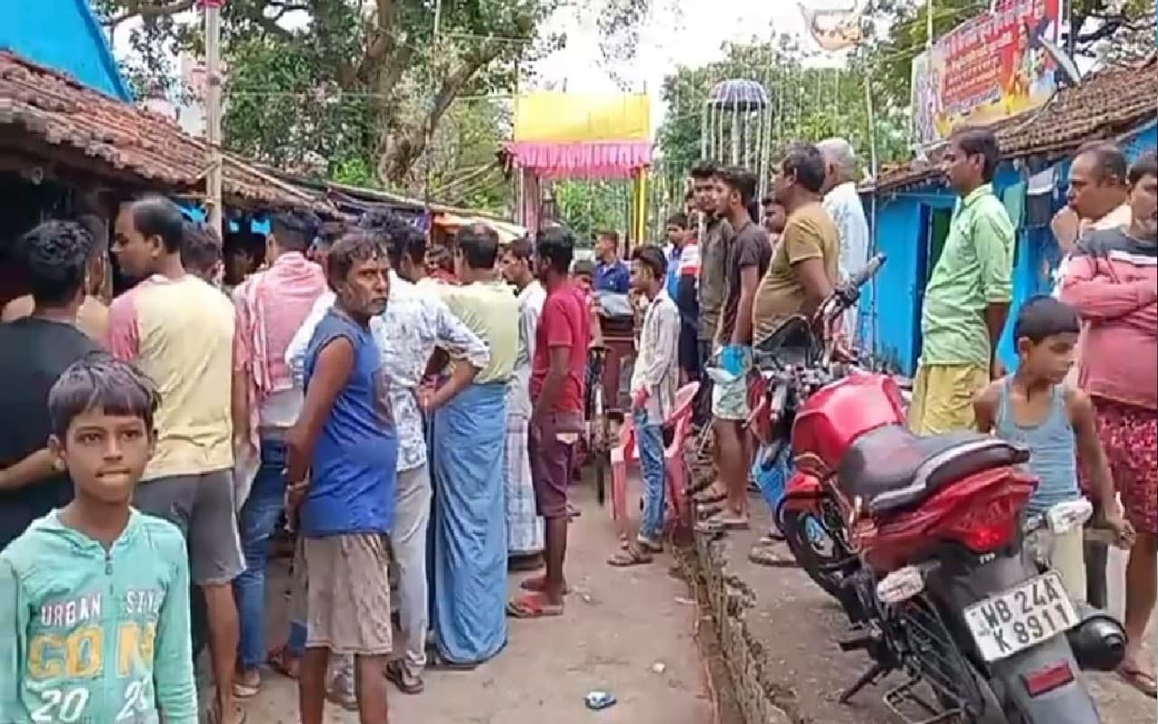West Bengal: उत्तर 24 परगना जिले के भाटपाड़ा में तृणमूल नेता को मारी गोली, अस्पताल में चल रहा इलाज