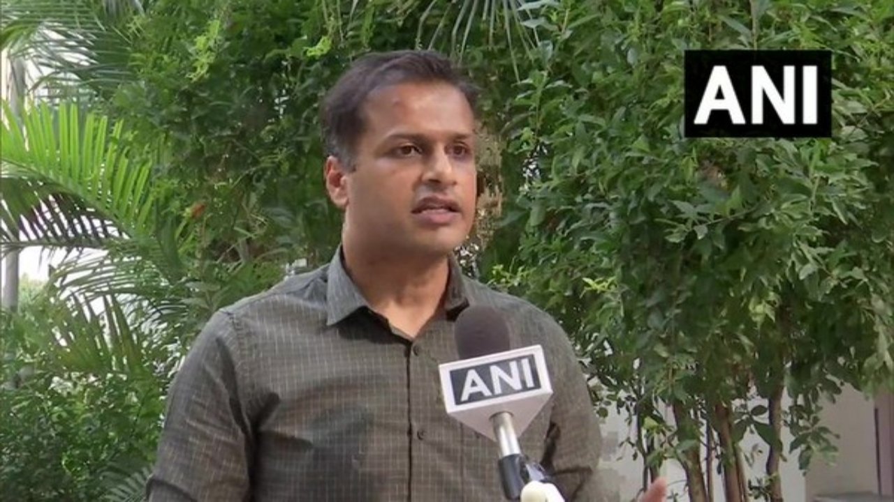 ‘आप’ का आरोप : राज्यसभा में अध्यादेश पर भाजपा का समर्थन करेगी कांग्रेस