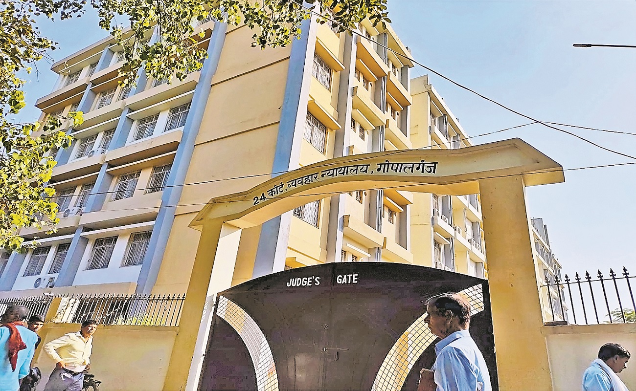 यह कैसा न्याय! 29 साल के इंतजार के बाद पीड़ित ने तोड़ा दम, मौत के 7 साल बाद आरोपियों को मिली डांट-फटकार की सजा