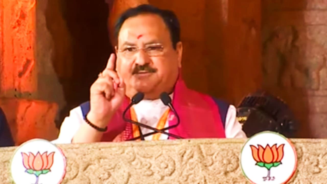 कर्नाटक के होसापेट में बोले जेपी नड्डा- कर्नाटक को मोदी सरकार ने 10 नयी रेलवे लाइनें दीं