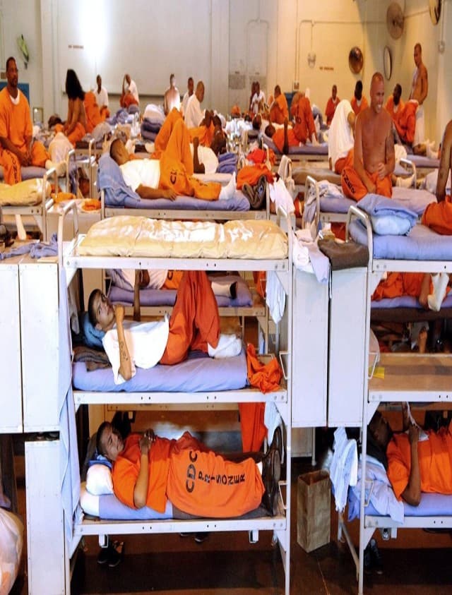 World Most Luxury Prison: ये हैं दुनिया की सबसे लग्जरी जेल, जहां कैदियों की मिलती हैं 5 स्टार होटल जैसी सुविधा