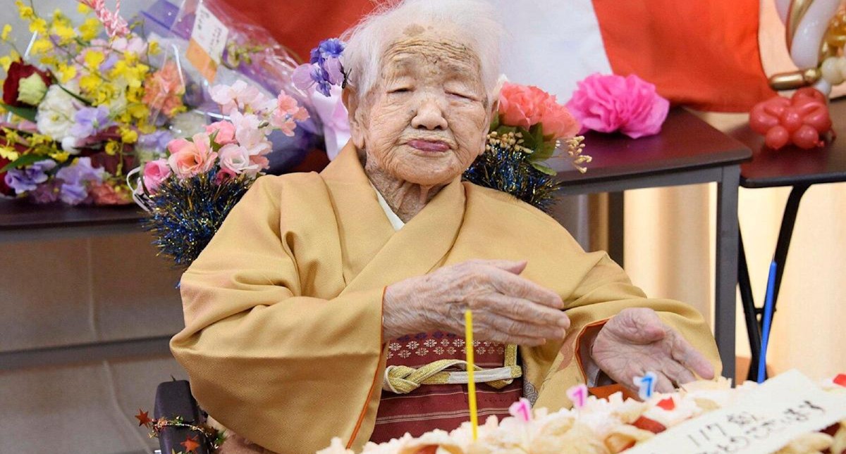 World’s Oldest Woman Dies: दुनिया की सबसे बुजुर्ग शख्स का निधन, एक सदी पहले की थी शादी