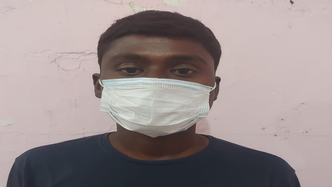 Naxali News: PLFI का एरिया कमांडर करमा उरांव खूंटी के नगड़ा जंगल से गिरफ्तार, मिलेगी कई अहम जानकारी