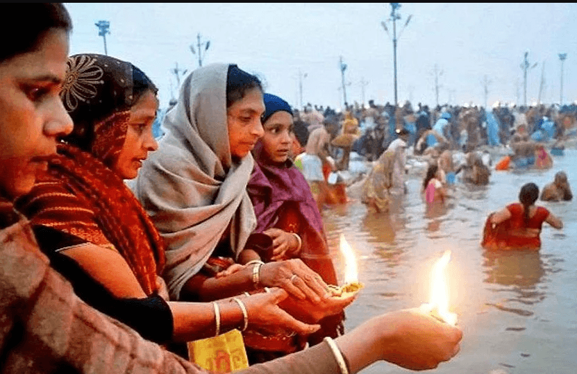 Kartik Purnima 2021: कार्तिक पूर्णिमा के दिन विष्णु और लक्ष्मी की करें पूजा, घर में नहीं होगी धन की कमी