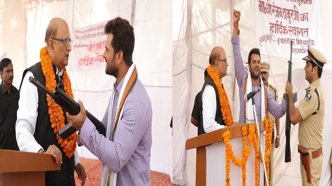 Video: भोजपुरी सुपरस्टार खेसारी लाल यादव का नया गाना ‘हमार जिला’ रिलीज, इंटरनेट पर गाने ने उड़ाया गर्दा
