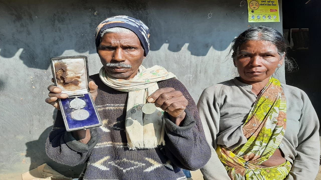 1971 के भारत-पाक युद्ध में शहीद प्रभुदान हेमरोम का परिवार है उपेक्षित, इंदिरा गांधी ने दिया था संवेदना पत्र