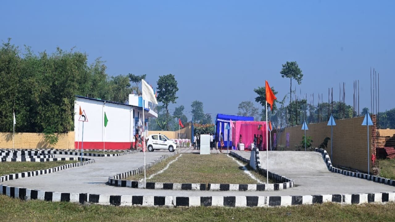 Bihar: सीमांचल में खुला अत्याधुनिक सुविधाओं से लैस नया ड्राइविंग स्कूल, चालकों को सिखाए जाएंगे ये गुर…