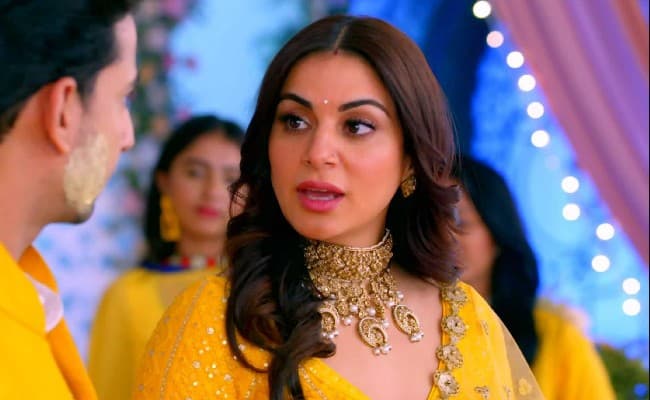 Kundali Bhagya Upcoming Episode: मेघा के साथ होटल के कमरे में अक्षय, पूरे परिवार को लेकर पहुंची प्रीता