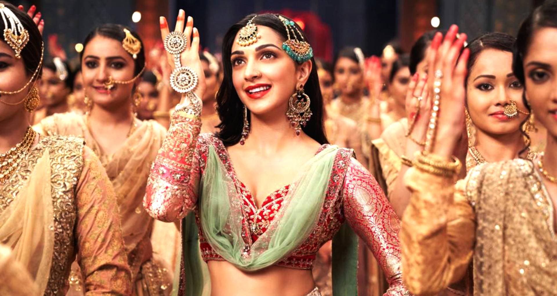 जब पापा के साथ मिलकर Kiara Advani ने शादी में किया जमकर डांस, वायरल हो रहा VIDEO