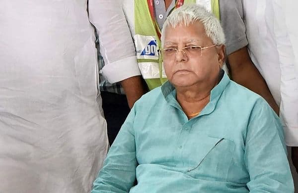 तेजी से खराब हो रही है लालू प्रसाद की किडनी, एयर एंबुलेंस से भेजे गये एम्स, जानें क्यों हुई तबीयत खराब तेजी से खराब हो रही है लालू प्रसाद की किडनी, एयर एंबुलेंस से भेजे गये एम्स, जानें क्यों हुई तबीयत खराब